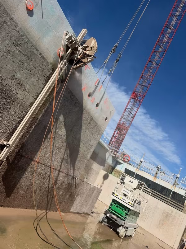 Project Gallery Rail-Mounted Wall Sawing